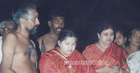 raja-rajeswara-temple raja-rajeswara-temple